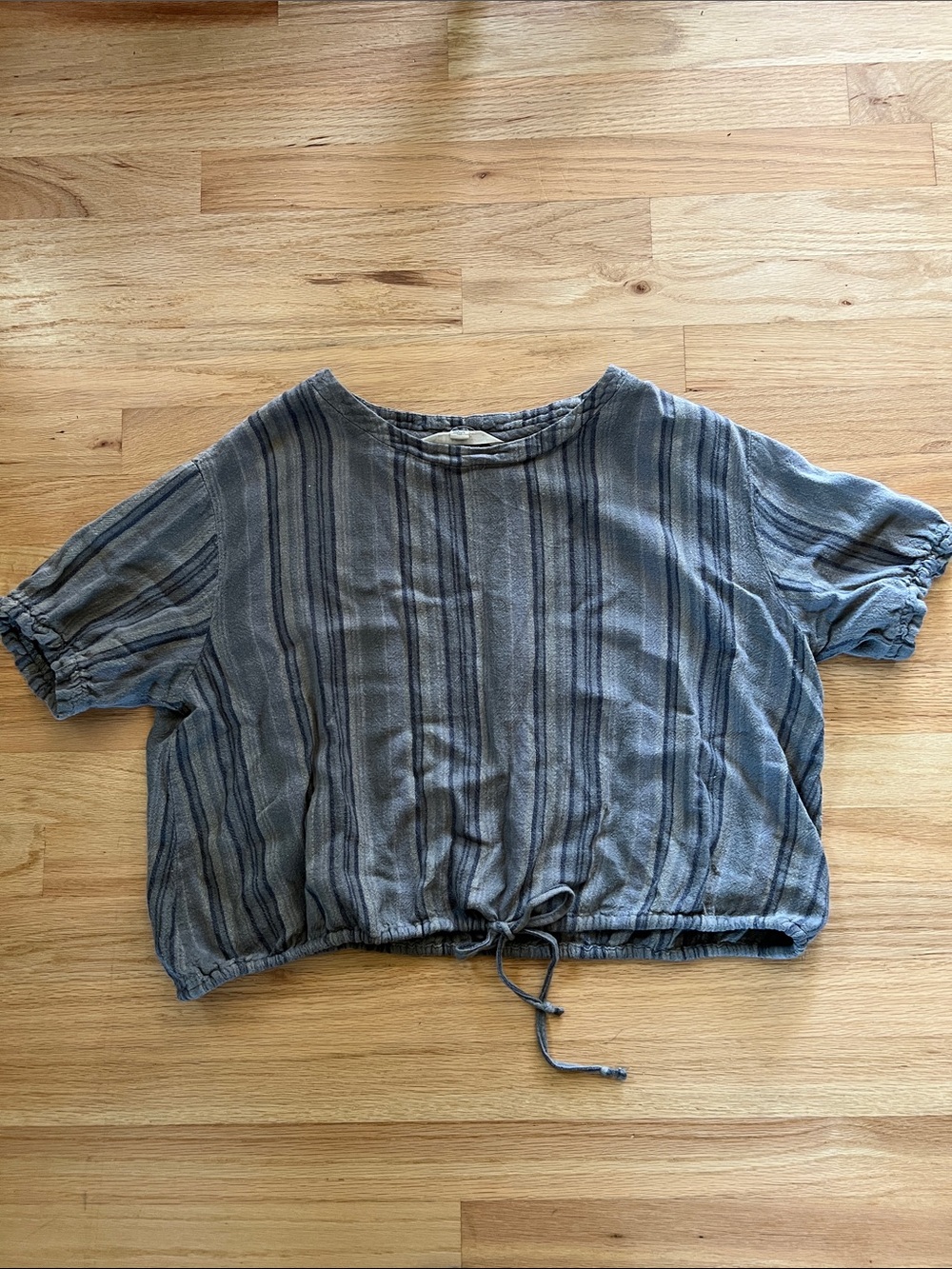 Vanilla Star grey Striped Short Sleeve Drawstring Crop Top